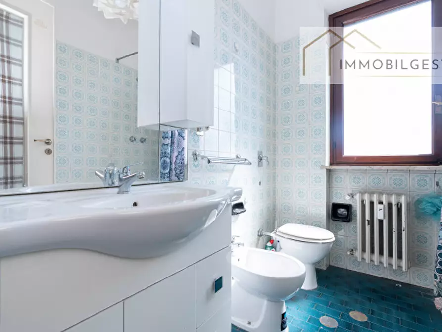 Immagine 19 di Appartamento in vendita  in Corso Trapani 7 a Torino