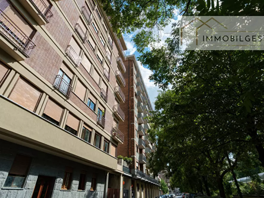 Immagine 28 di Appartamento in vendita  in Corso Trapani 7 a Torino