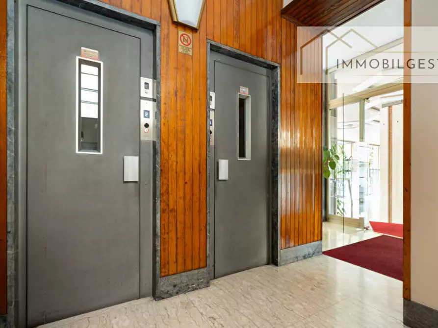 Immagine 29 di Appartamento in vendita  in Corso Trapani 7 a Torino