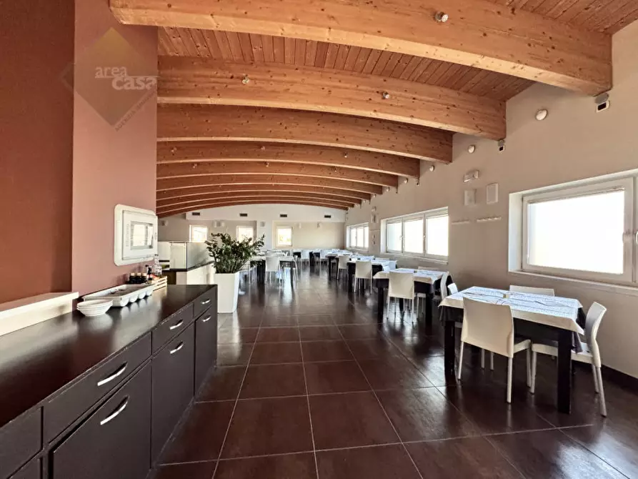 Immagine 8 di Attività commerciale in affitto  in Via Asiago a Cassola