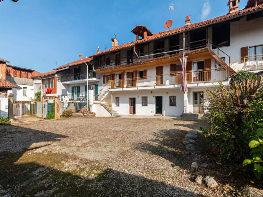 Immagine 2 di Casa indipendente in vendita  in Via Massimo d'Azeglio 186 a Castellamonte