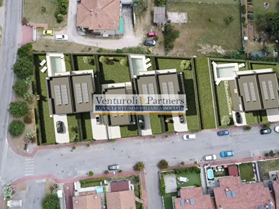 Immagine 6 di Villa in vendita  in Via Guglielmo Marconi a Calvagese Della Riviera