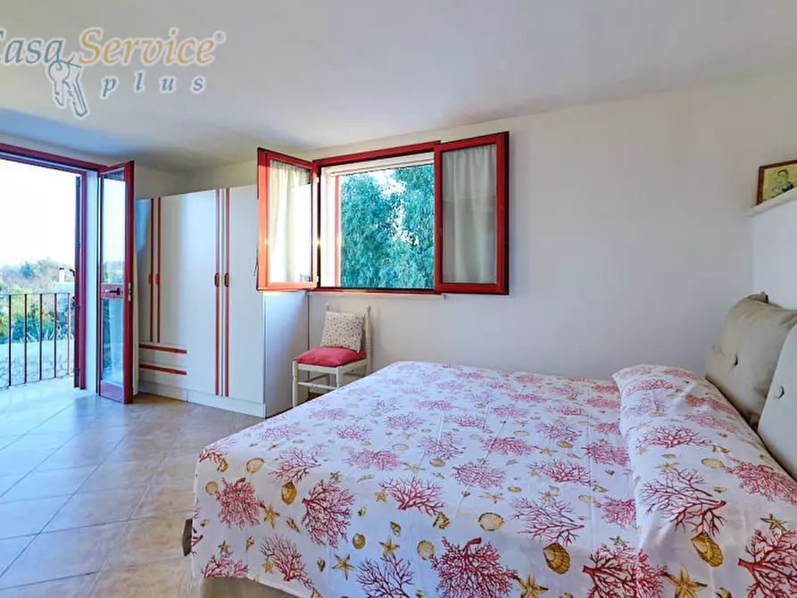 Immagine 18 di Villa in vendita  in Via Goffredo Mameli a Racale