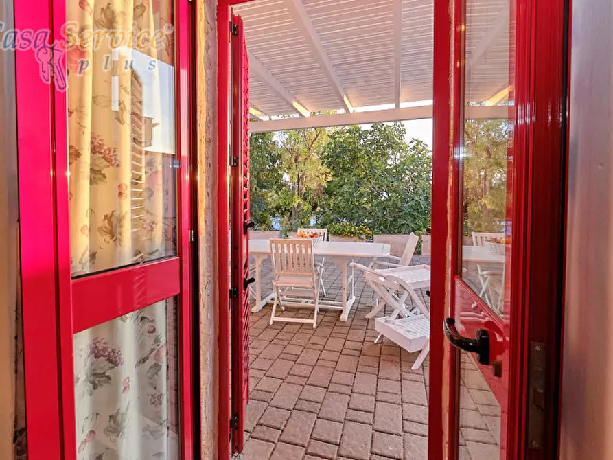 Immagine 24 di Villa in vendita  in Via Goffredo Mameli a Racale