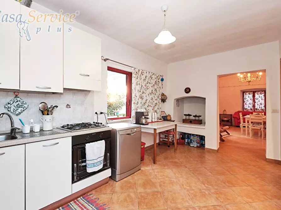 Immagine 26 di Villa in vendita  in Via Goffredo Mameli a Racale