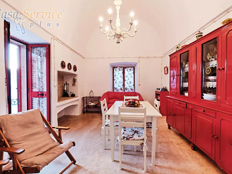 Immagine 27 di Villa in vendita  in Via Goffredo Mameli a Racale