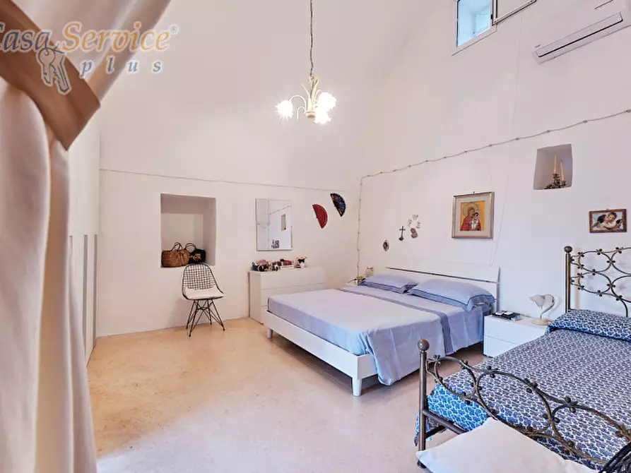 Immagine 29 di Villa in vendita  in Via Goffredo Mameli a Racale