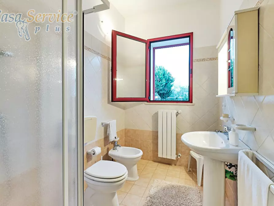 Immagine 39 di Villa in vendita  in Via Goffredo Mameli a Racale