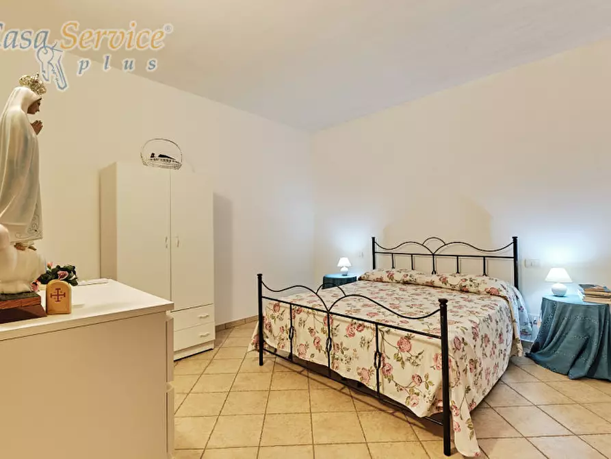 Immagine 43 di Villa in vendita  in Via Goffredo Mameli a Racale