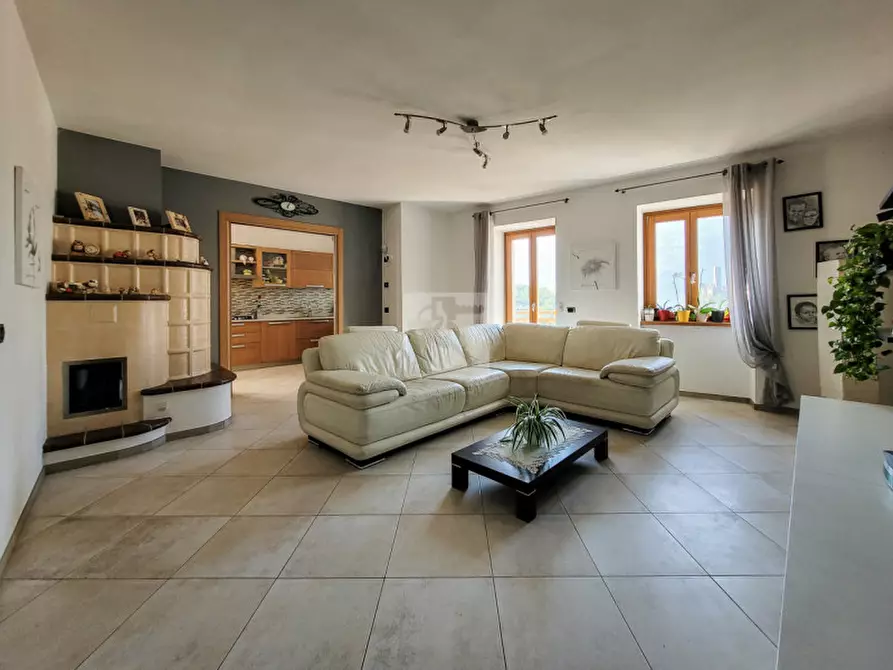 Immagine 1 di Casa indipendente in vendita  in Via Giovanni Segantini a Drena