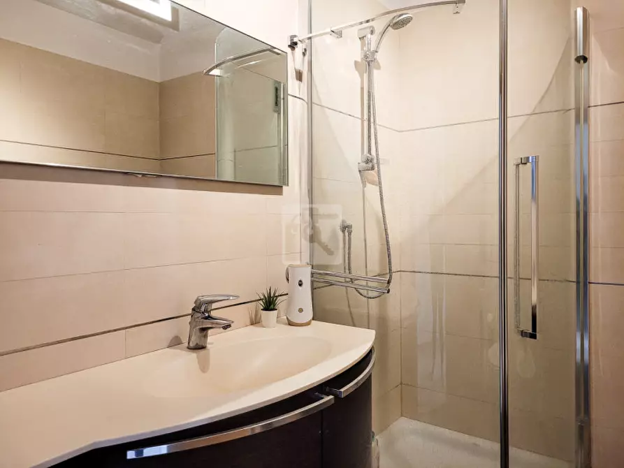 Immagine 4 di Casa indipendente in vendita  in Via Giovanni Segantini a Drena