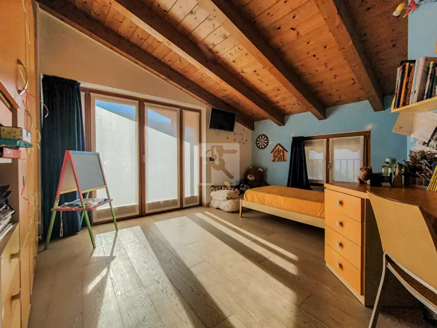 Immagine 7 di Casa indipendente in vendita  in Via Giovanni Segantini a Drena