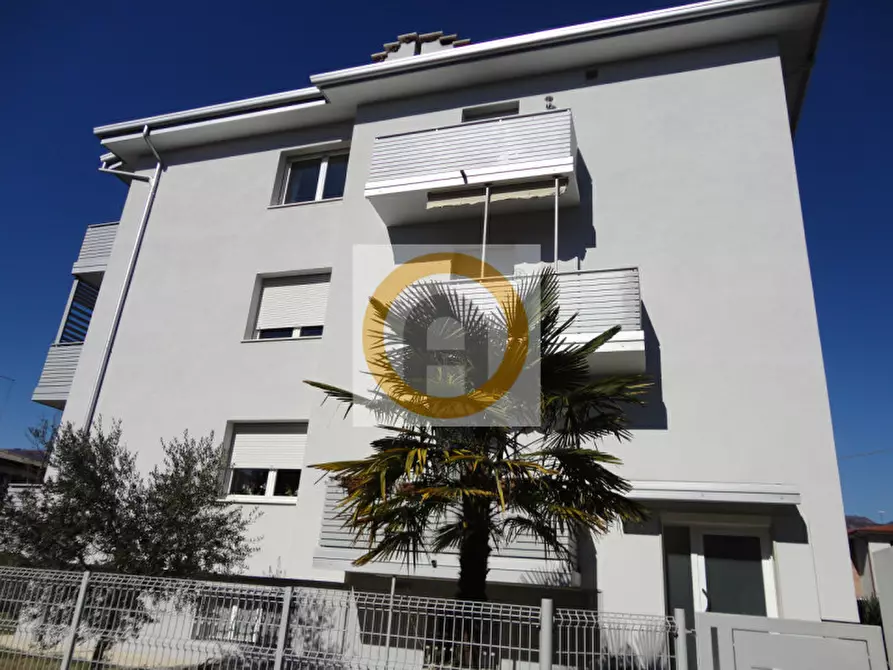 Immagine 8 di Appartamento in vendita  a Bassano Del Grappa