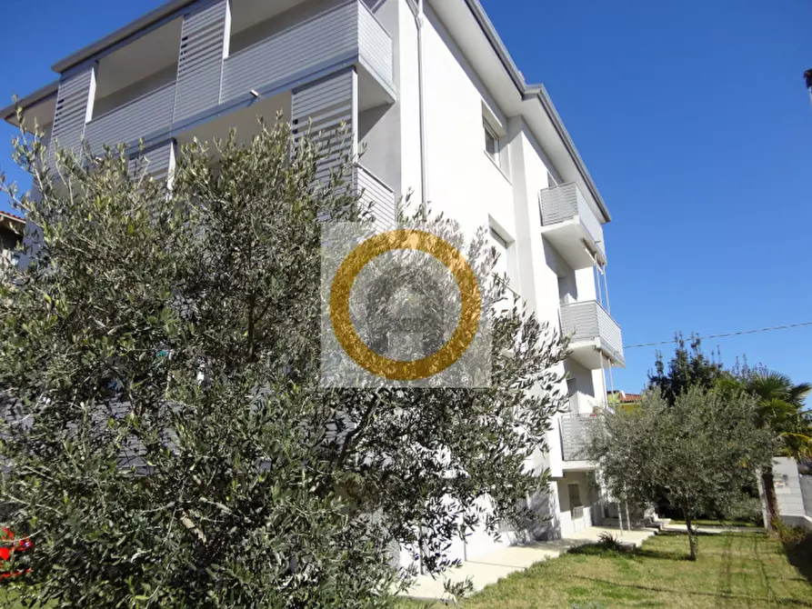 Immagine 9 di Appartamento in vendita  a Bassano Del Grappa