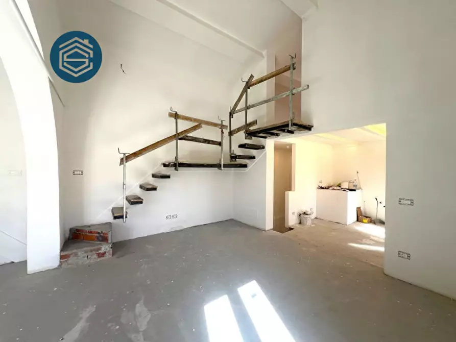 Immagine 6 di Appartamento in vendita  in Via Tredici Martiri 96 a Campi Bisenzio