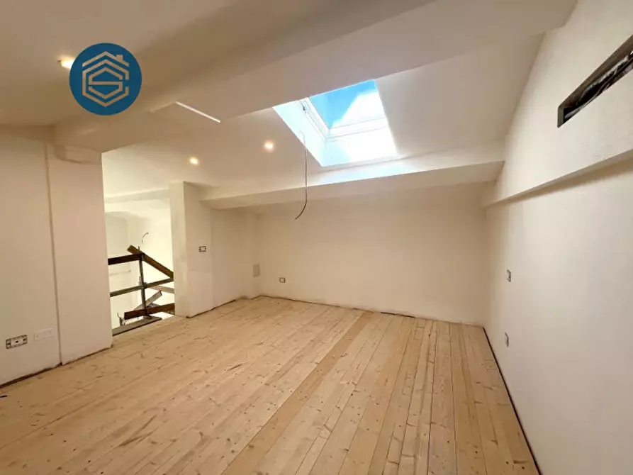 Immagine 12 di Appartamento in vendita  in Via Tredici Martiri 96 a Campi Bisenzio