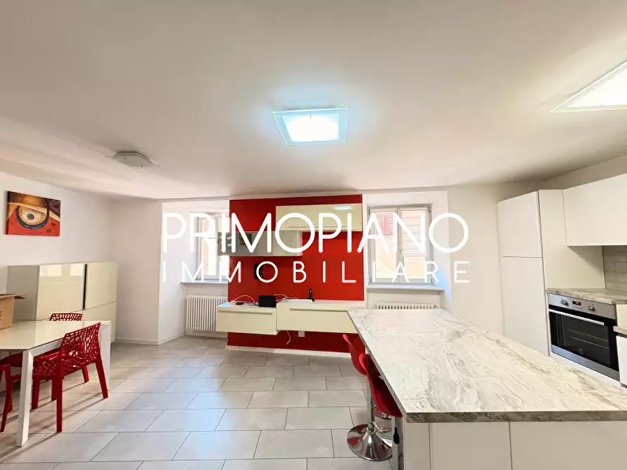 Immagine 7 di Appartamento in vendita  in Via Roma a Vallelaghi