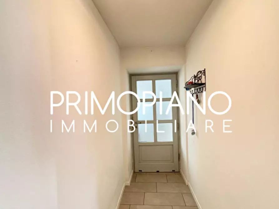 Immagine 12 di Appartamento in vendita  in Via Roma a Vallelaghi