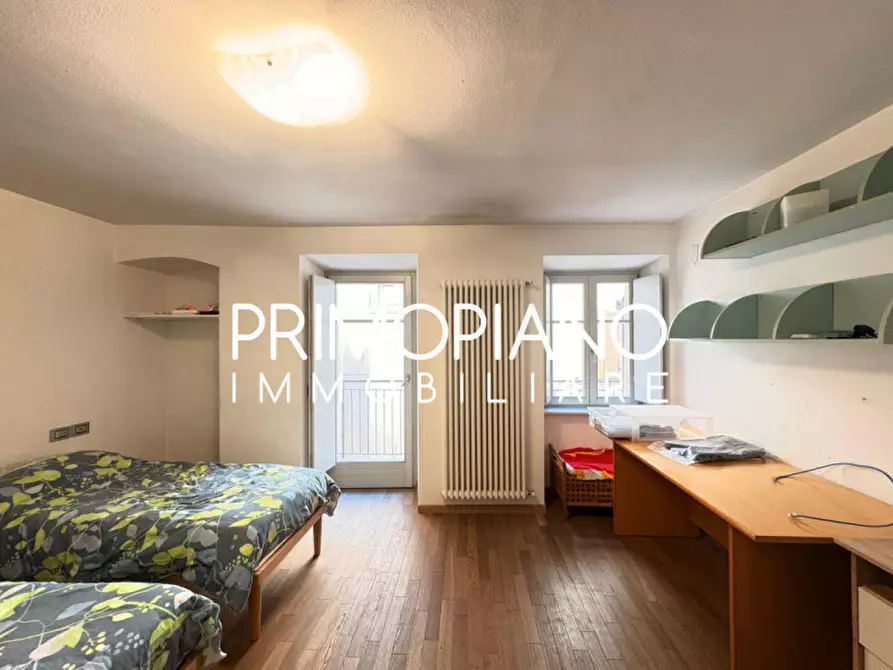 Immagine 22 di Appartamento in vendita  in Via Roma a Vallelaghi