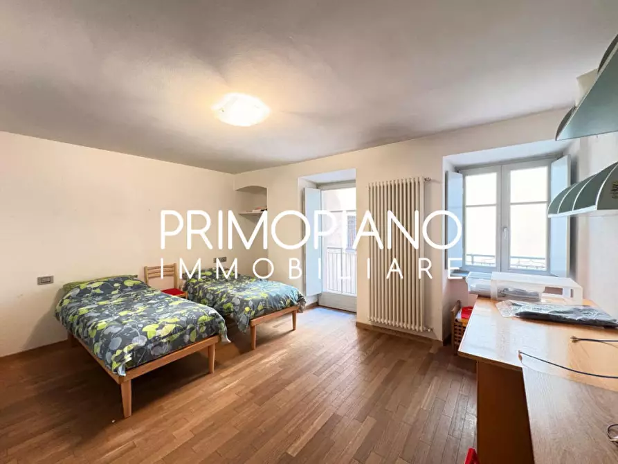 Immagine 23 di Appartamento in vendita  in Via Roma a Vallelaghi