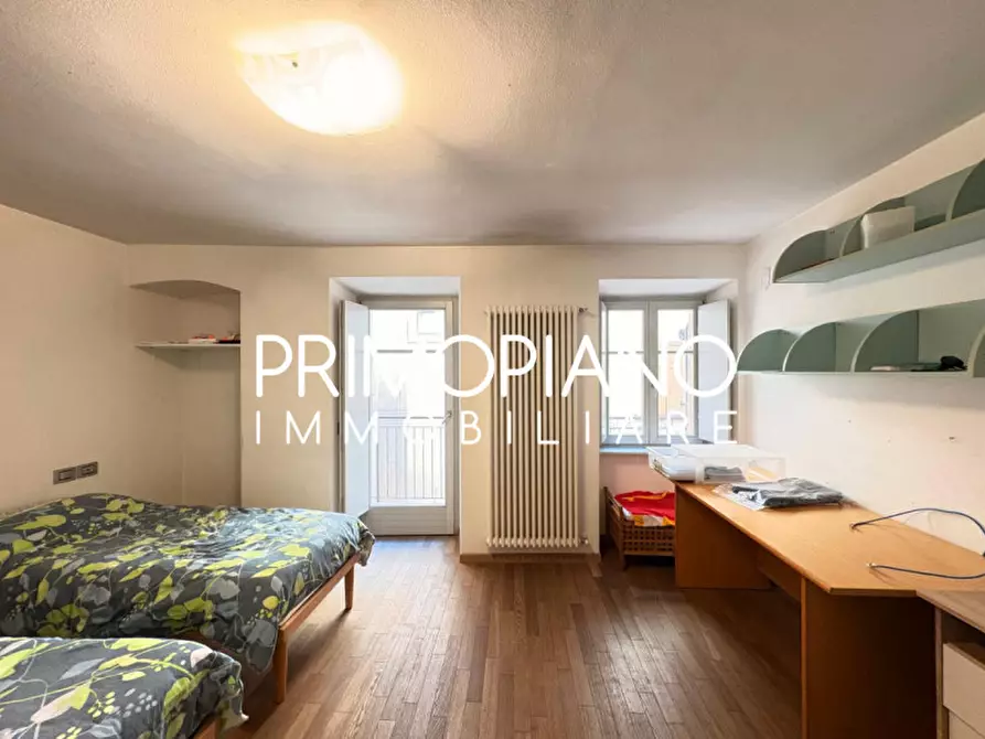 Immagine 25 di Appartamento in vendita  in Via Roma a Vallelaghi