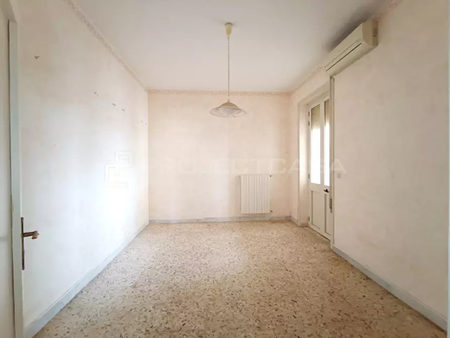 Immagine 1 di Appartamento in vendita  in via Ettore D'Amore 5 a Scorrano