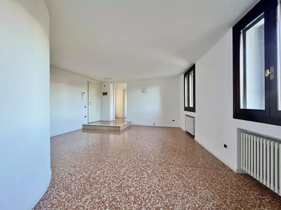 Immagine 3 di Appartamento in vendita  in Contrà Santa Caterina, a Vicenza