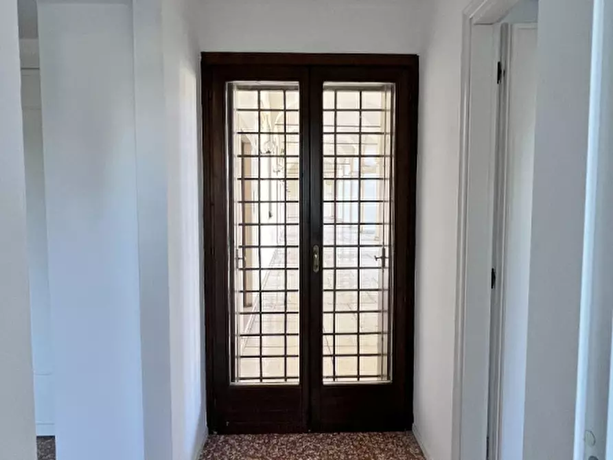 Immagine 15 di Appartamento in vendita  in Contrà Santa Caterina, a Vicenza