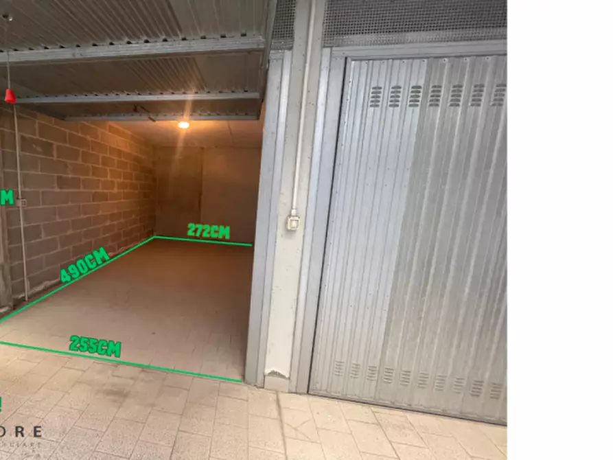Immagine 1 di Garage in vendita  in Via Salvo D'Acquisto a San Lazzaro Di Savena
