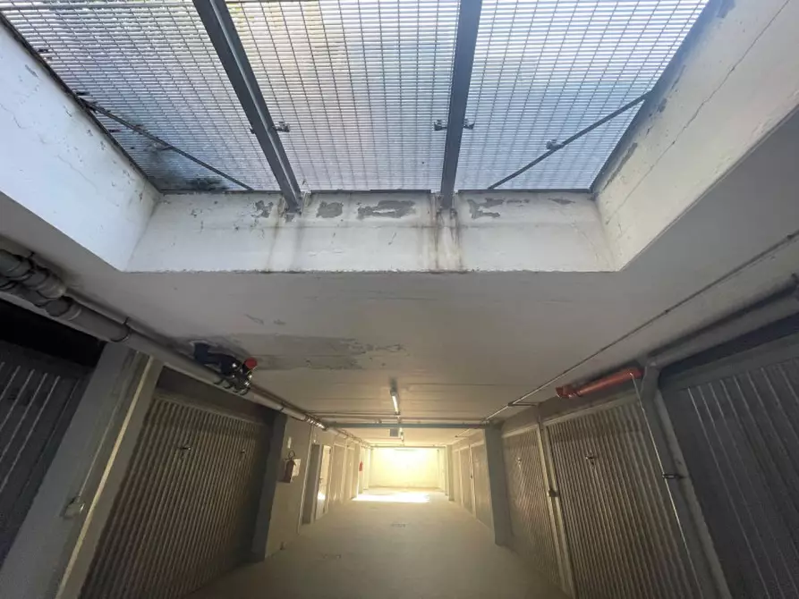 Immagine 10 di Garage in vendita  in Via Salvo D'Acquisto a San Lazzaro Di Savena