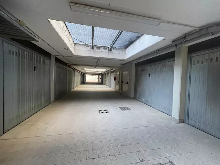 Immagine 13 di Garage in vendita  in Via Salvo D'Acquisto a San Lazzaro Di Savena