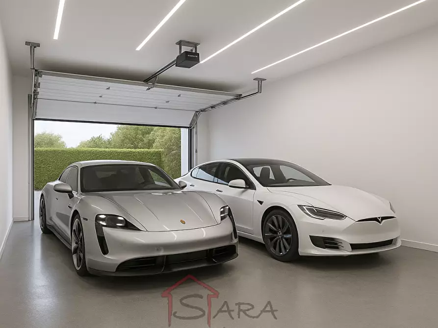 Immagine 1 di Garage in vendita  in Via San Fermo a Padova