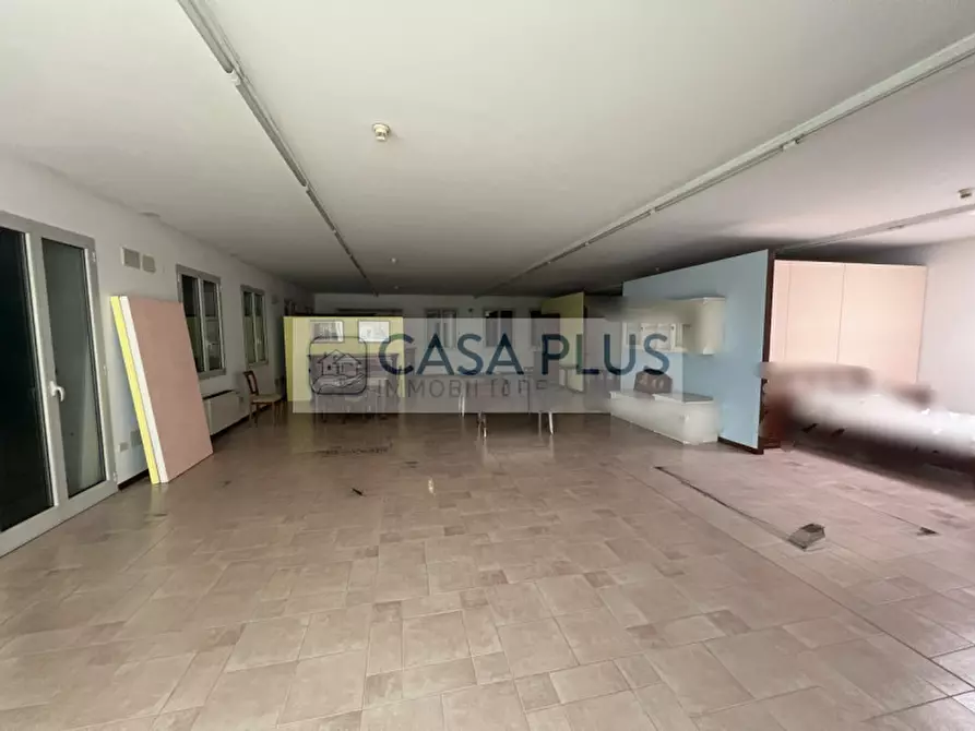 Immagine 15 di Capannone industriale in affitto  a Tezze Sul Brenta