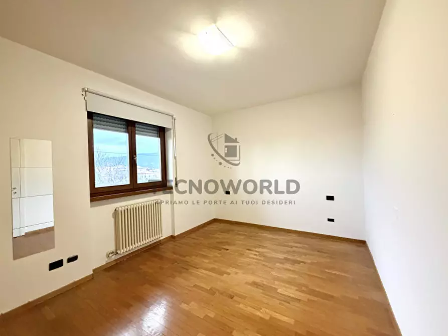 Immagine 8 di Appartamento in vendita  in via largo g perlasca a Bassano Del Grappa