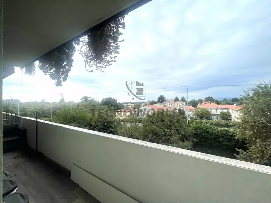 Immagine 11 di Appartamento in vendita  in via largo g perlasca a Bassano Del Grappa