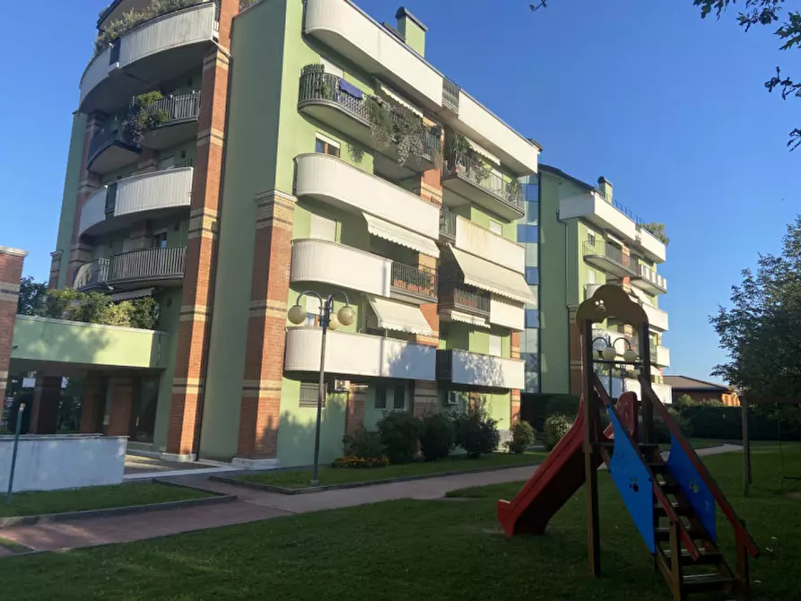 Immagine 17 di Appartamento in vendita  in via largo g perlasca a Bassano Del Grappa