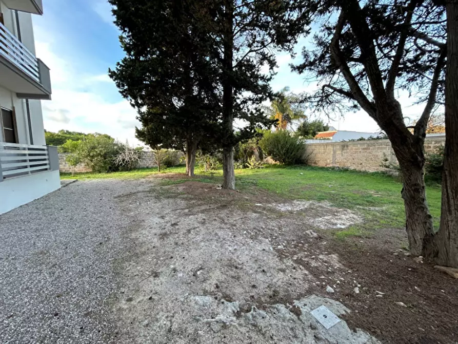 Immagine 15 di Appartamento in vendita  in VIA SQUINZANO, 64 a Squinzano