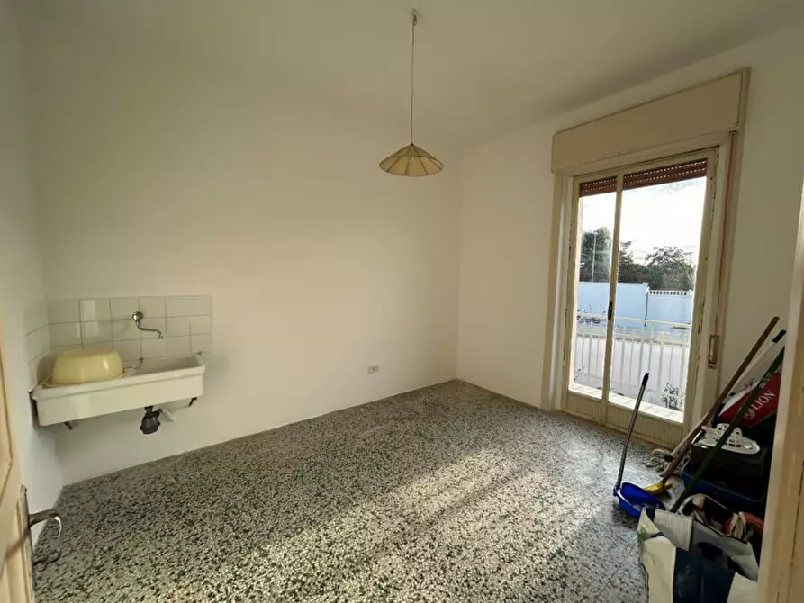 Immagine 25 di Appartamento in vendita  in VIA SQUINZANO, 64 a Squinzano