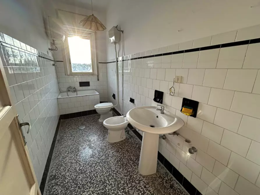 Immagine 27 di Appartamento in vendita  in VIA SQUINZANO, 64 a Squinzano