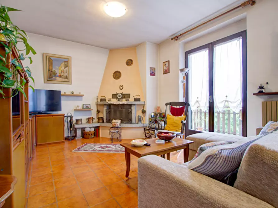 Immagine 3 di Villetta a schiera in vendita  a Fiave'