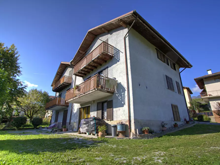 Immagine 12 di Villetta a schiera in vendita  a Fiave'