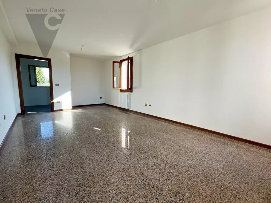 Immagine 10 di Casa indipendente in vendita  in Via Roma a Codevigo