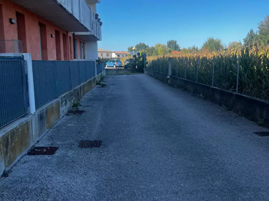 Immagine 3 di Garage in vendita  in VIA ANTONIO GRAMSCI 37 a Meolo