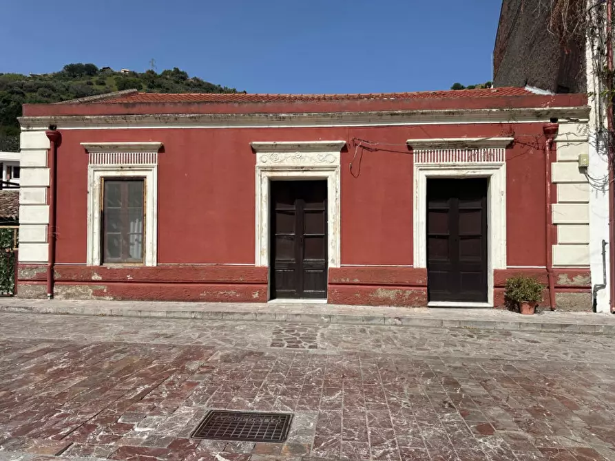 Immagine 2 di Casa indipendente in vendita  in Via Camerelle,5-6 a Gualtieri Sicaminò