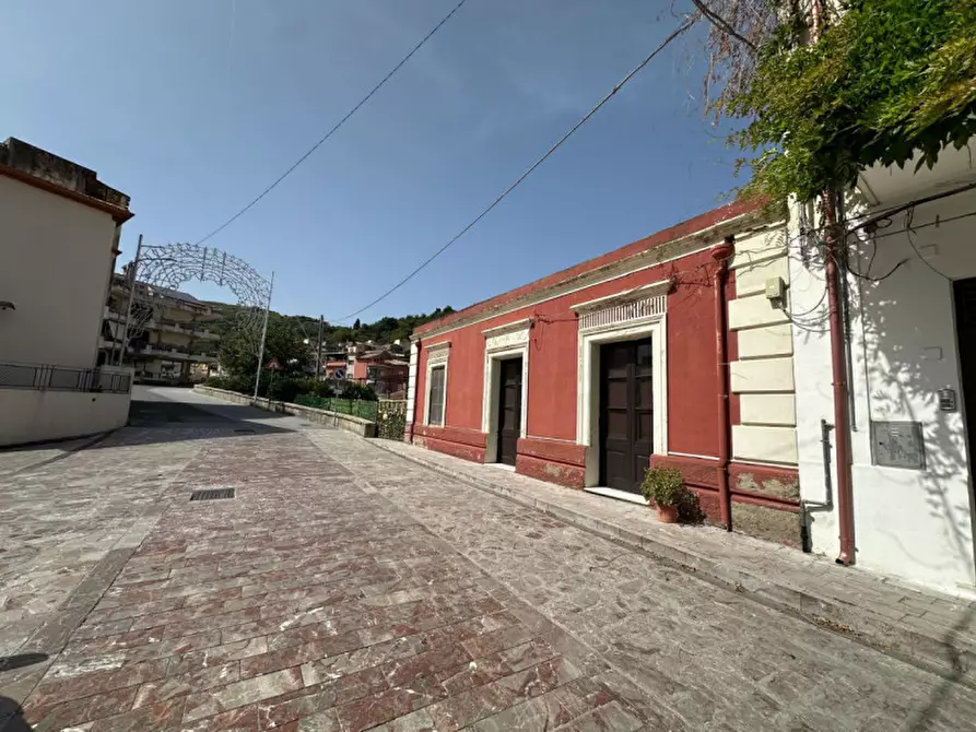 Immagine 22 di Casa indipendente in vendita  in Via Camerelle,5-6 a Gualtieri Sicaminò