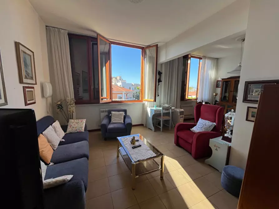 Immagine 1 di Appartamento in vendita  a Senigallia