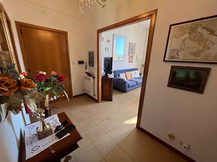 Immagine 2 di Appartamento in vendita  a Senigallia