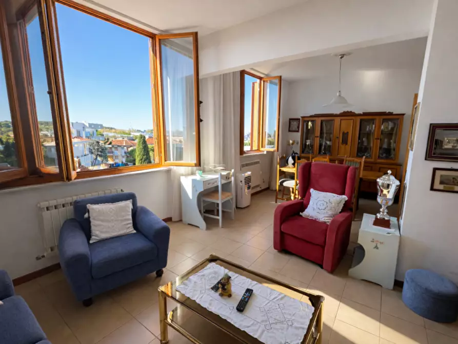 Immagine 4 di Appartamento in vendita  a Senigallia