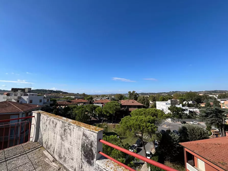 Immagine 18 di Appartamento in vendita  a Senigallia