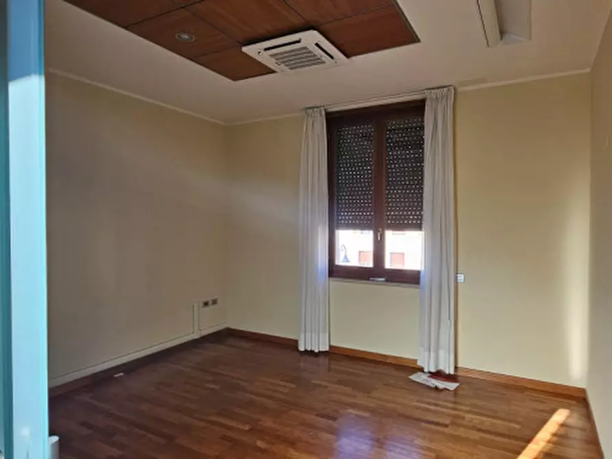 Immagine 2 di Ufficio in affitto  in Corso Venezia 41 a San Bonifacio